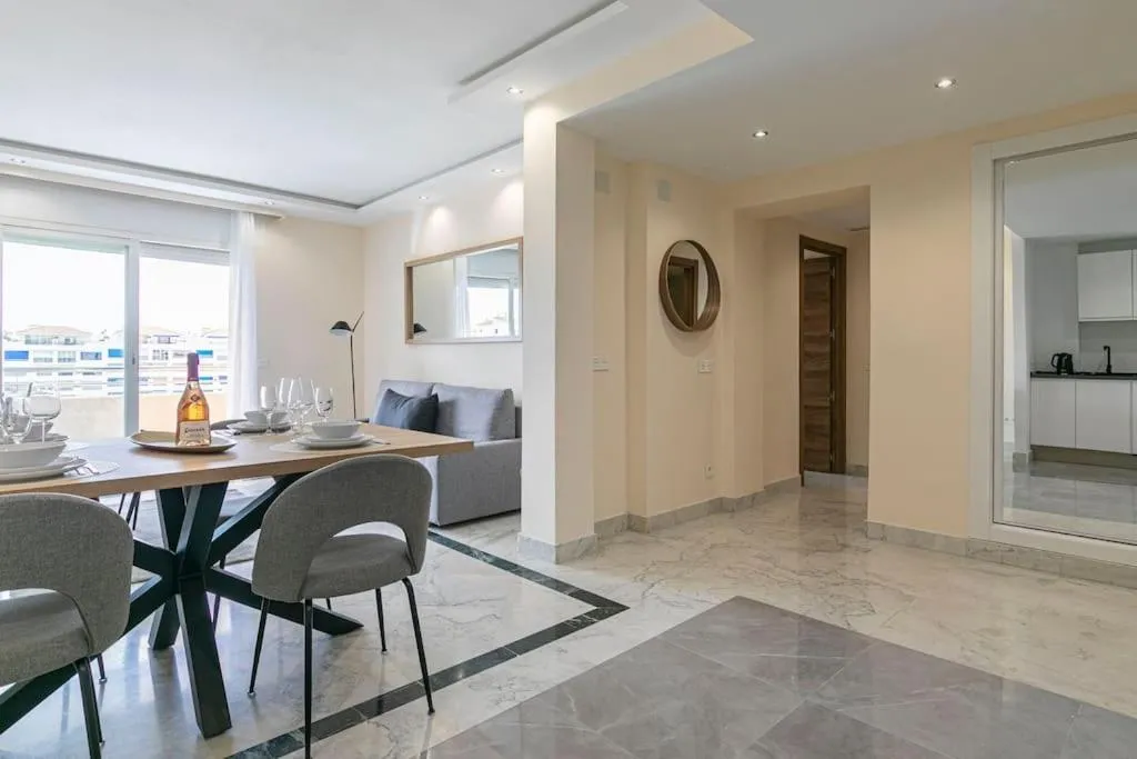 Image of Spacious and luxurious apartment in Puerto Banus