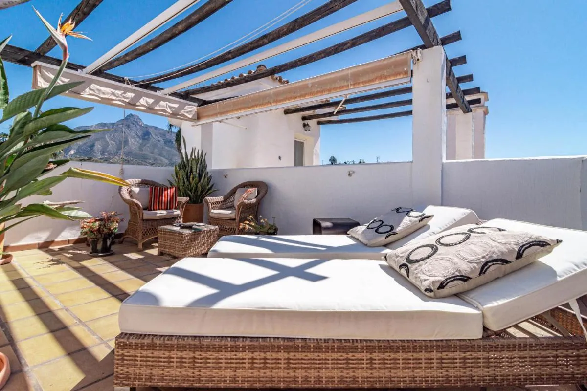Image 4 of Spectacular 2 bedroom Penthouse in best location in Nueva Andalucia