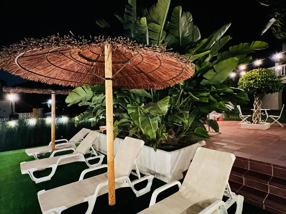 Image 1 of Studio-near the beach, BBQ and seawater pool