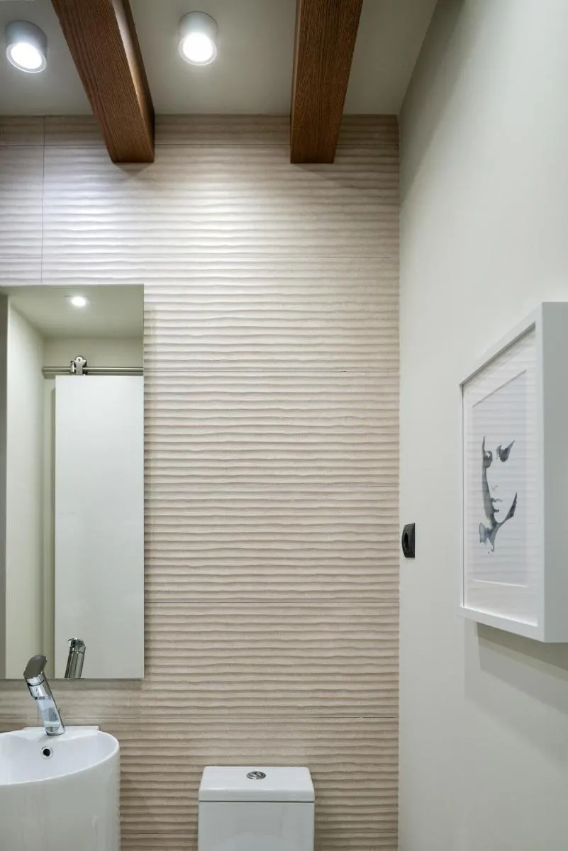 Image 5 of Stunning Modern Apt Frontline beach – RDR206