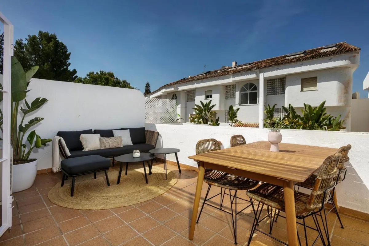Image 4 of Stunning renovated Apt Golden Banús! RDR254