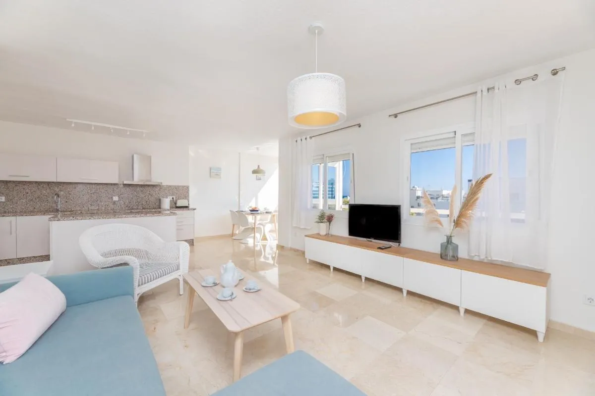 Image 6 of Sunny Apartment By Kura Homes