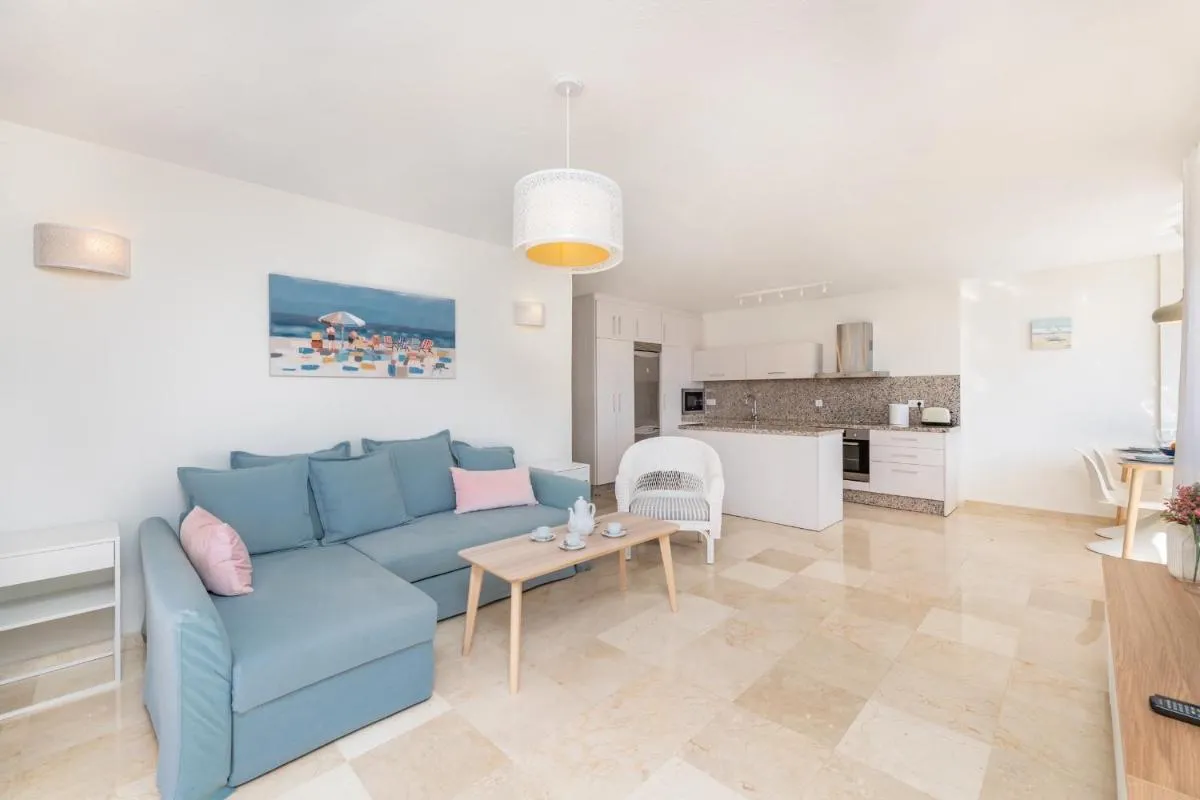 Image 4 of Sunny Apartment By Kura Homes