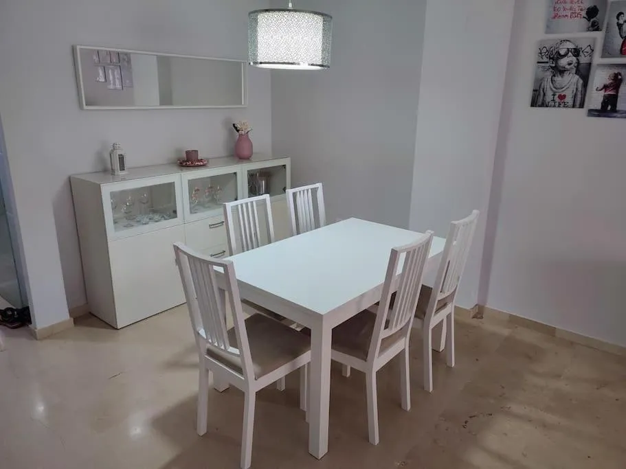 Image 3 of Sunny Guadalmina Apartment