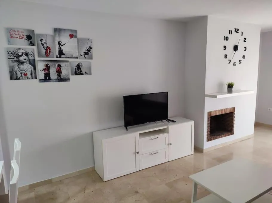 Image 6 of Sunny Guadalmina Apartment