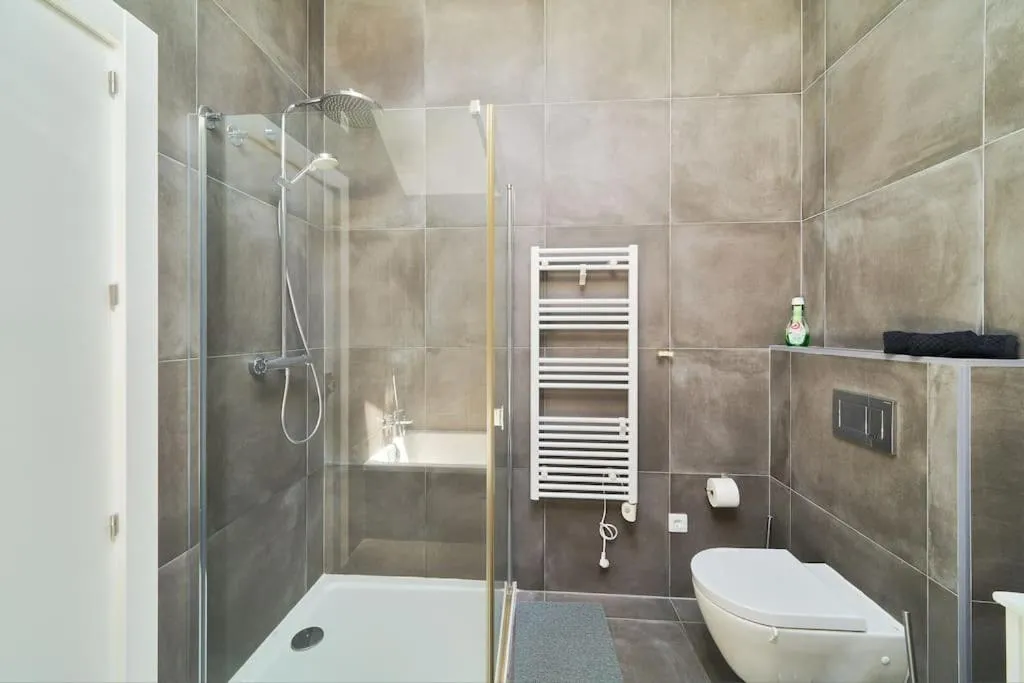 Image 2 of Superbe Appartement avec Jaccuzi