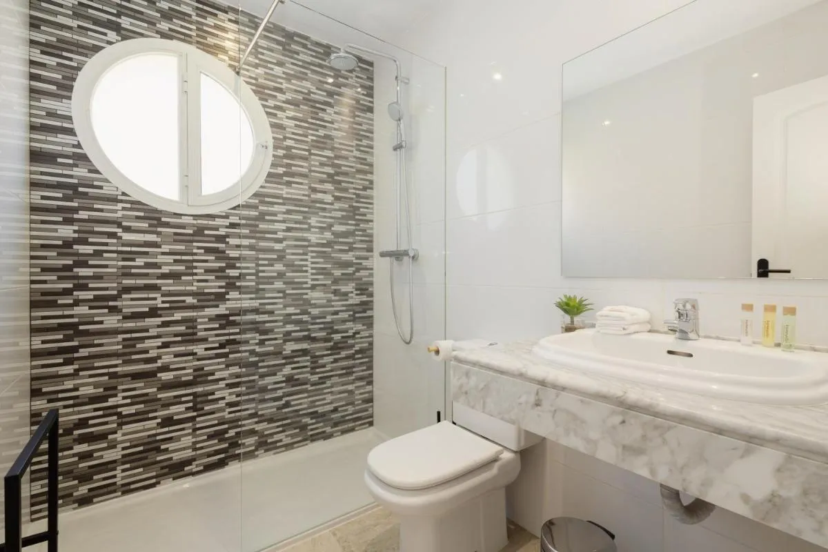 Image 5 of Townhouse in first line beach, Bahia de Marbella, Marbella