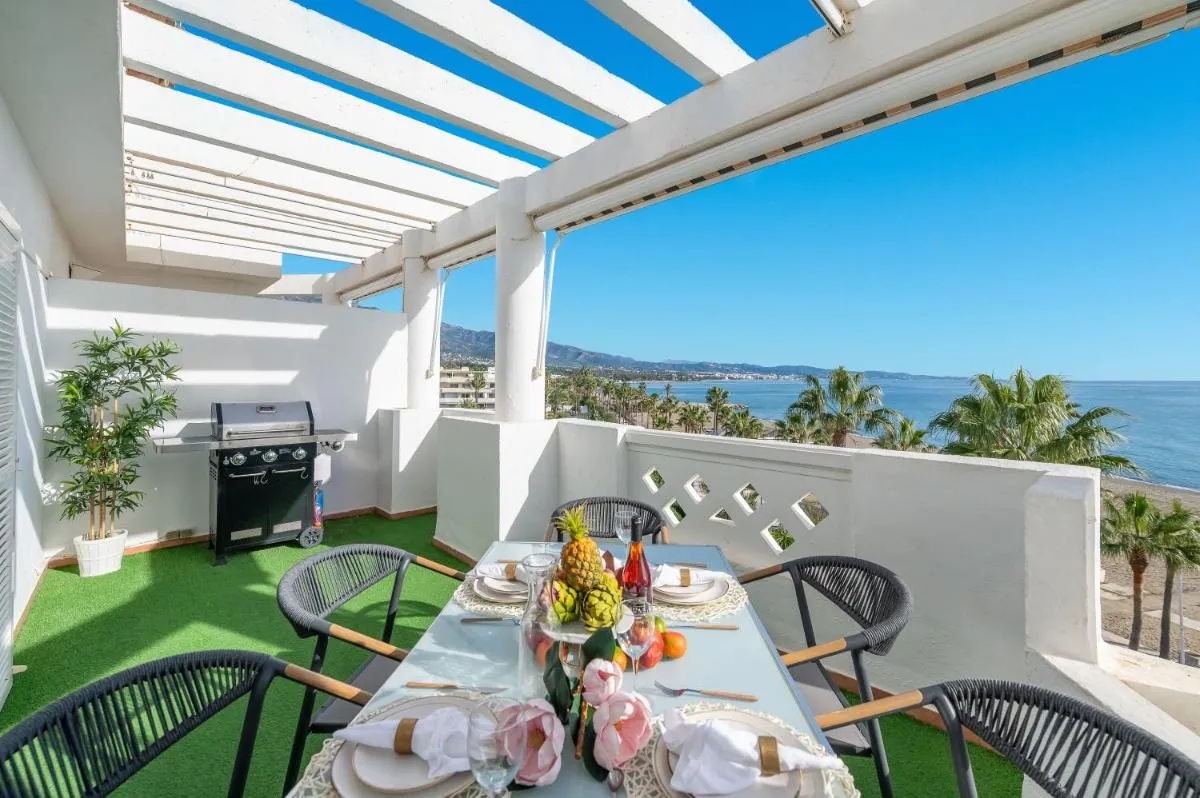 Image 2 of VACATION MARBELLA I Banus Waterfront Penthouse Marina, Sea View, Beachfront