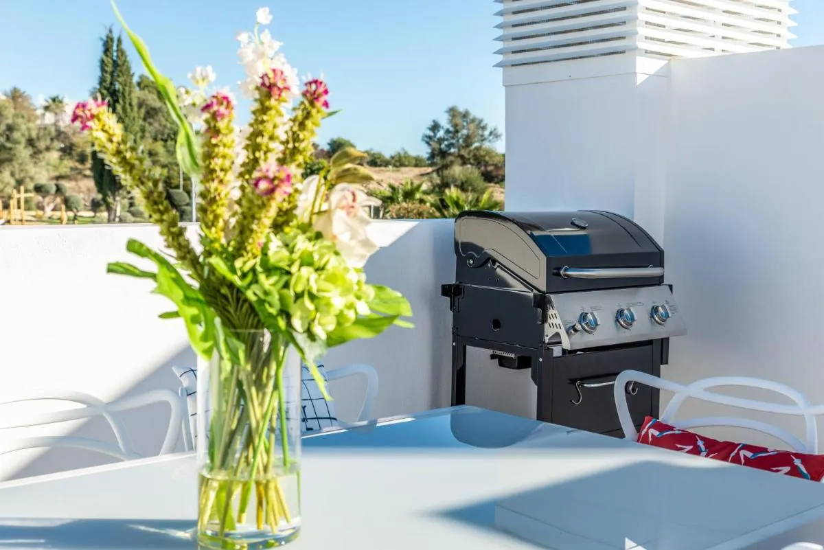 Image 5 of VACATION MARBELLA I Casa Isabel, Private pool with infinity views, BBQ, New Built, Luxury Condo, Top Location