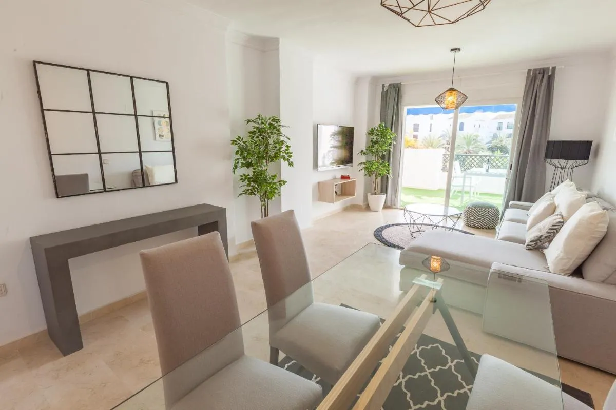 Image 4 of VACATION MARBELLA I Central Puerto Banus Apt, 24-7 Security, a minute from the Marina, The Sea and Luxury Shopping