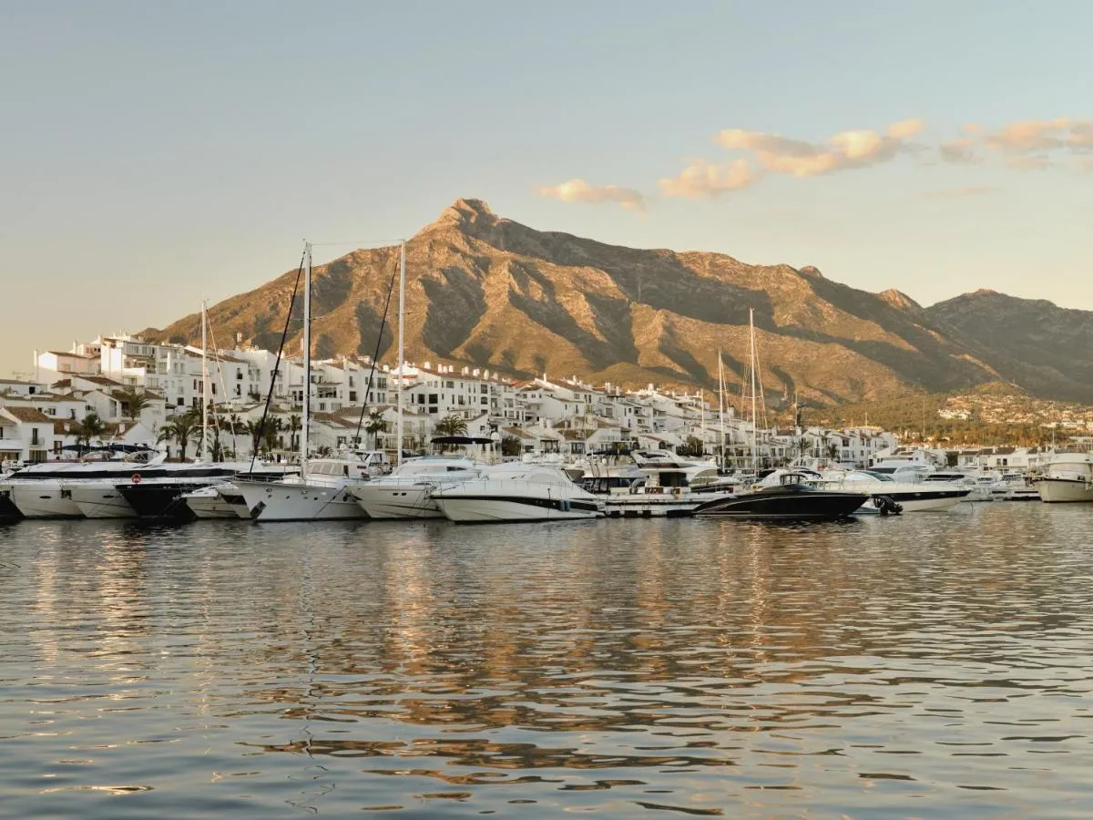 Image 5 of VACATION MARBELLA I Central Puerto Banus Apt, 24-7 Security, a minute from the Marina, The Sea and Luxury Shopping