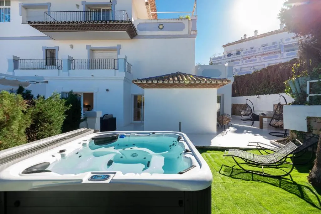 Image of VACATION MARBELLA I Las Lolas, Ground floor Apartment, Family and Pet Friendly, Close to Puerto Banus and Golf Courses