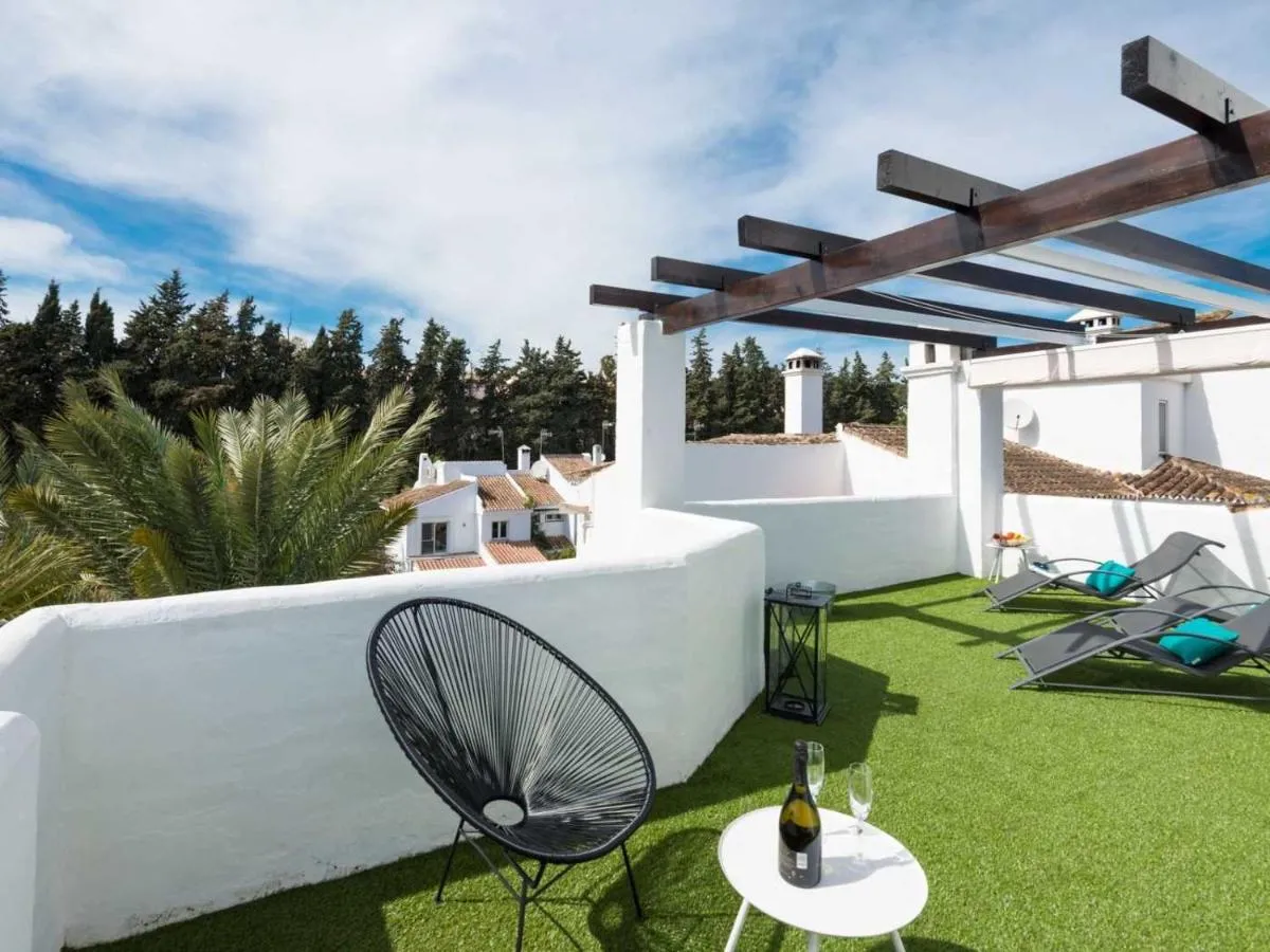 Image 5 of VACATION MARBELLA I Los Naranjos, Duplex Penthouse, Golf Lovers, Security, Swimming pool, Fastest WiFi with Rooftop and Terrace