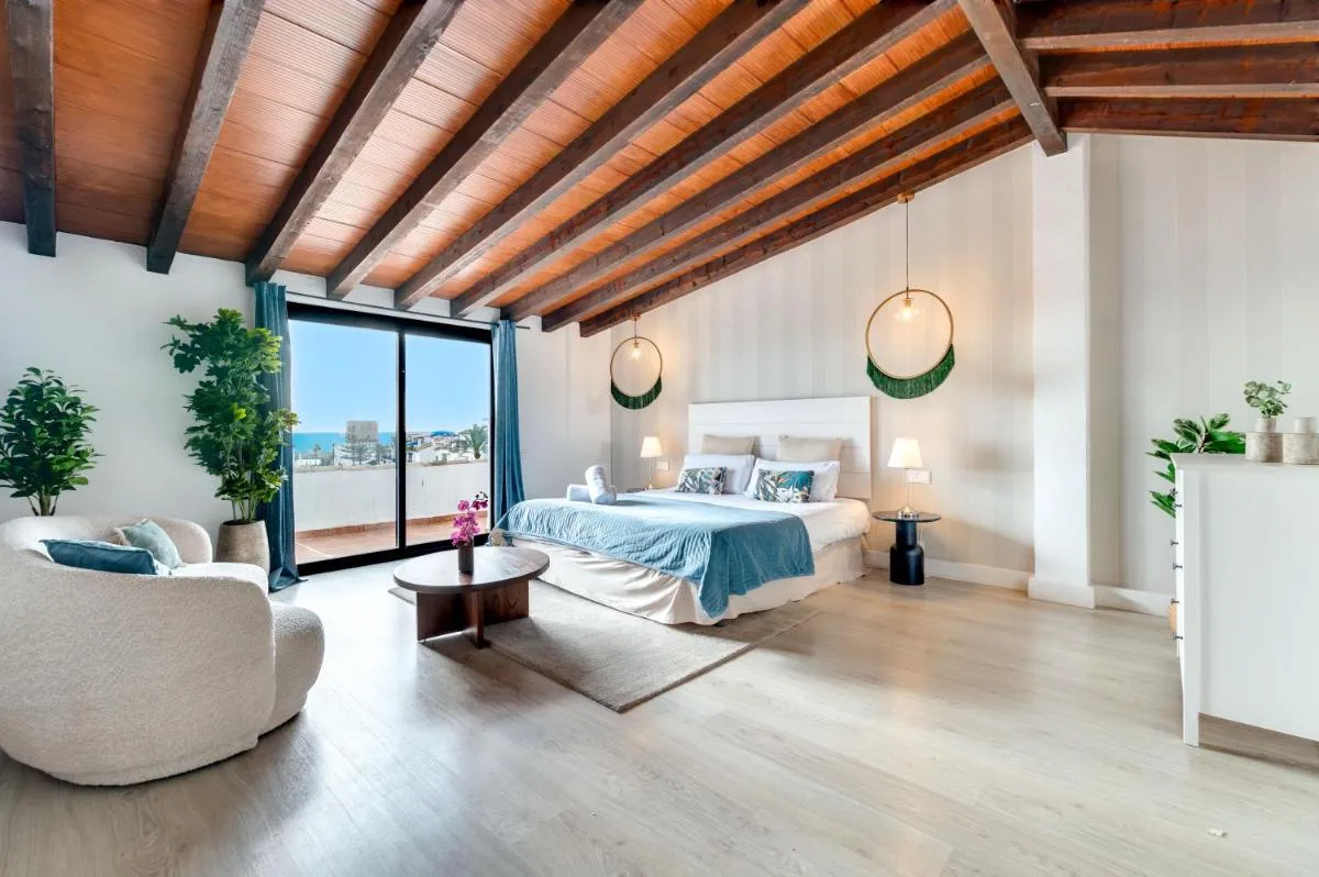 Image 5 of VACATION MARBELLA I Stylish 5BDR Penthouse, Sea and Marina View, Fastest WiFi