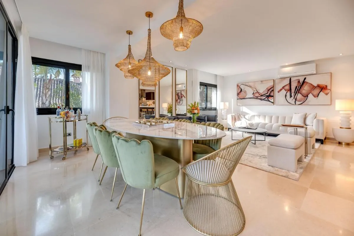 Image 4 of Vacation Marbella I Villa La Cabane, Prestige, Heated Pool, 300m to the Beach