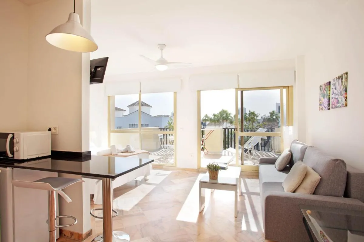 Image 5 of Varios apartamentos Romana Playa Elviria