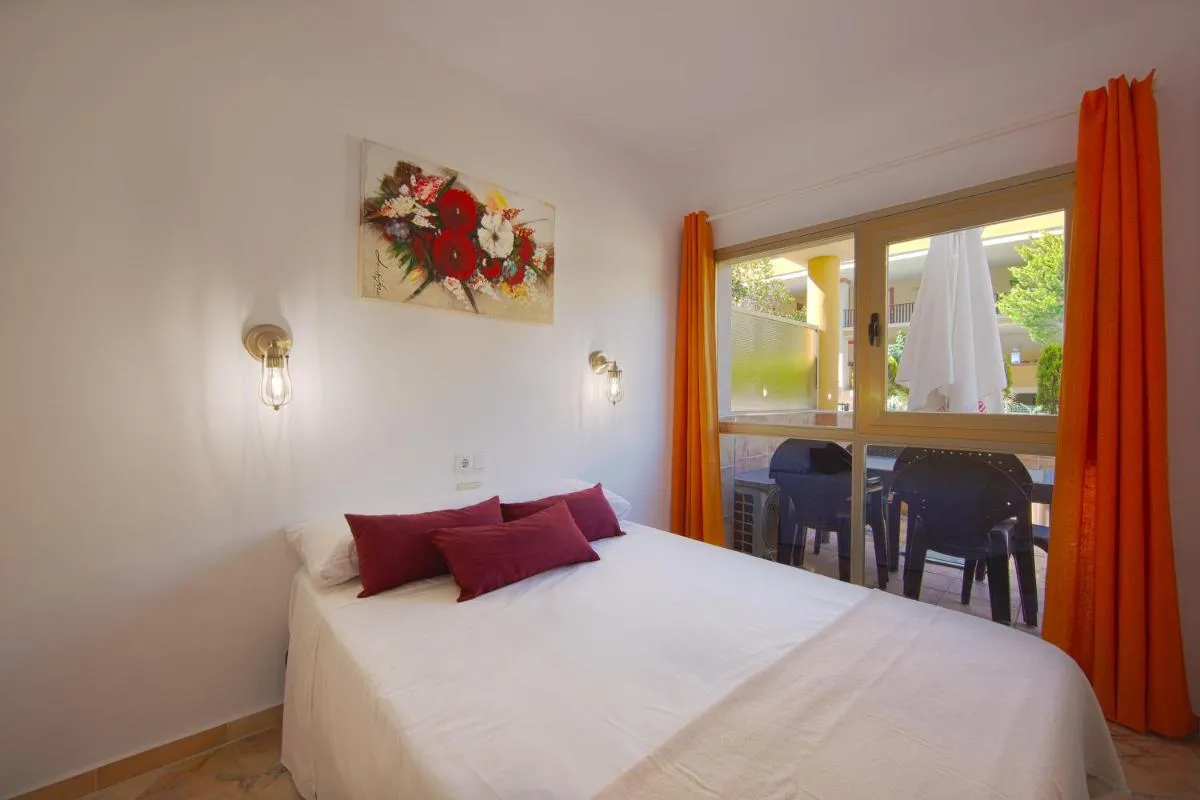Image 2 of Varios apartamentos Romana Playa Elviria