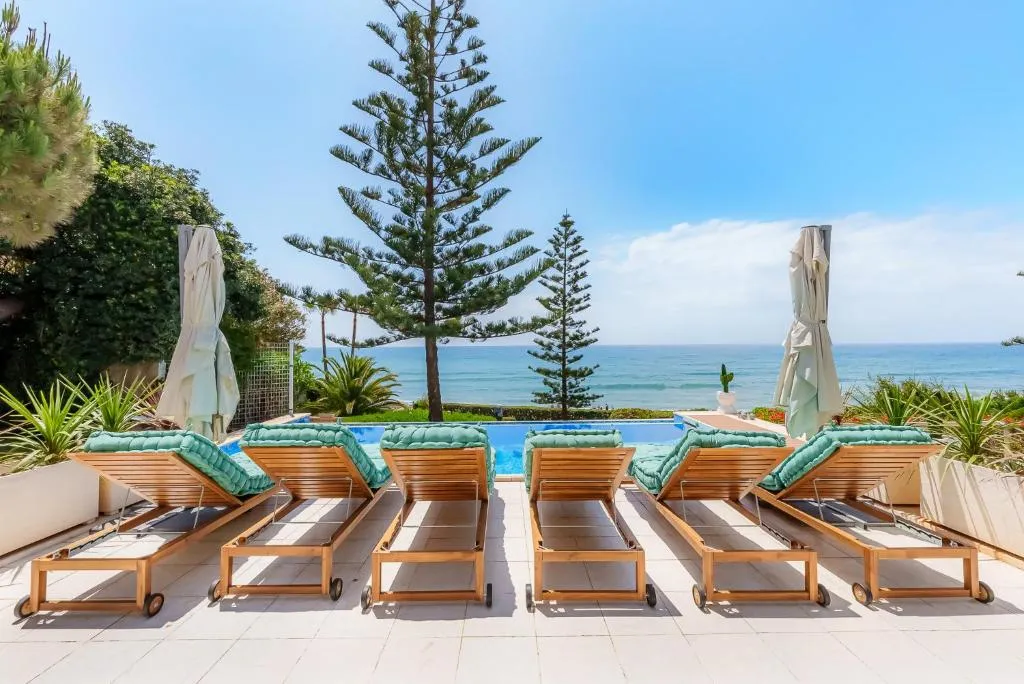 Image of Villa Calmamar Cabopino Beachfront in Marbella