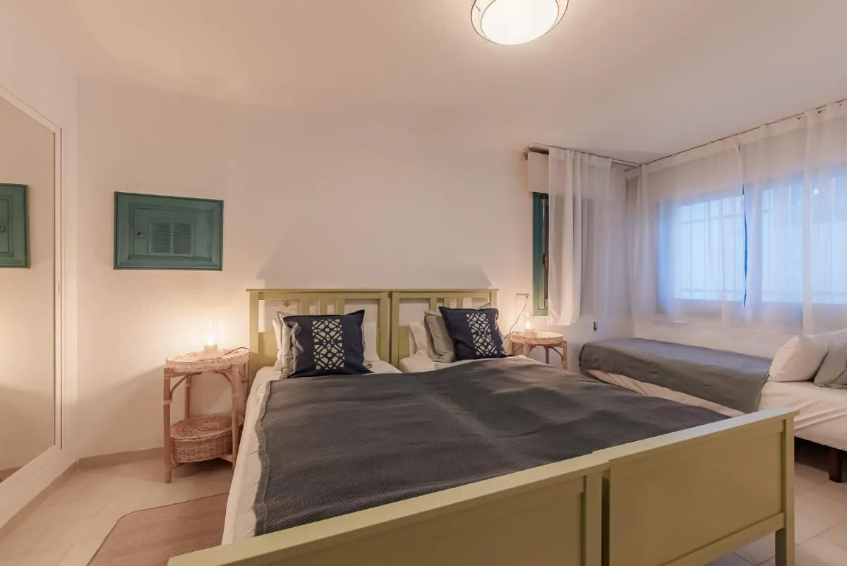 Image 5 of Villa Calmamar Cabopino Beachfront in Marbella