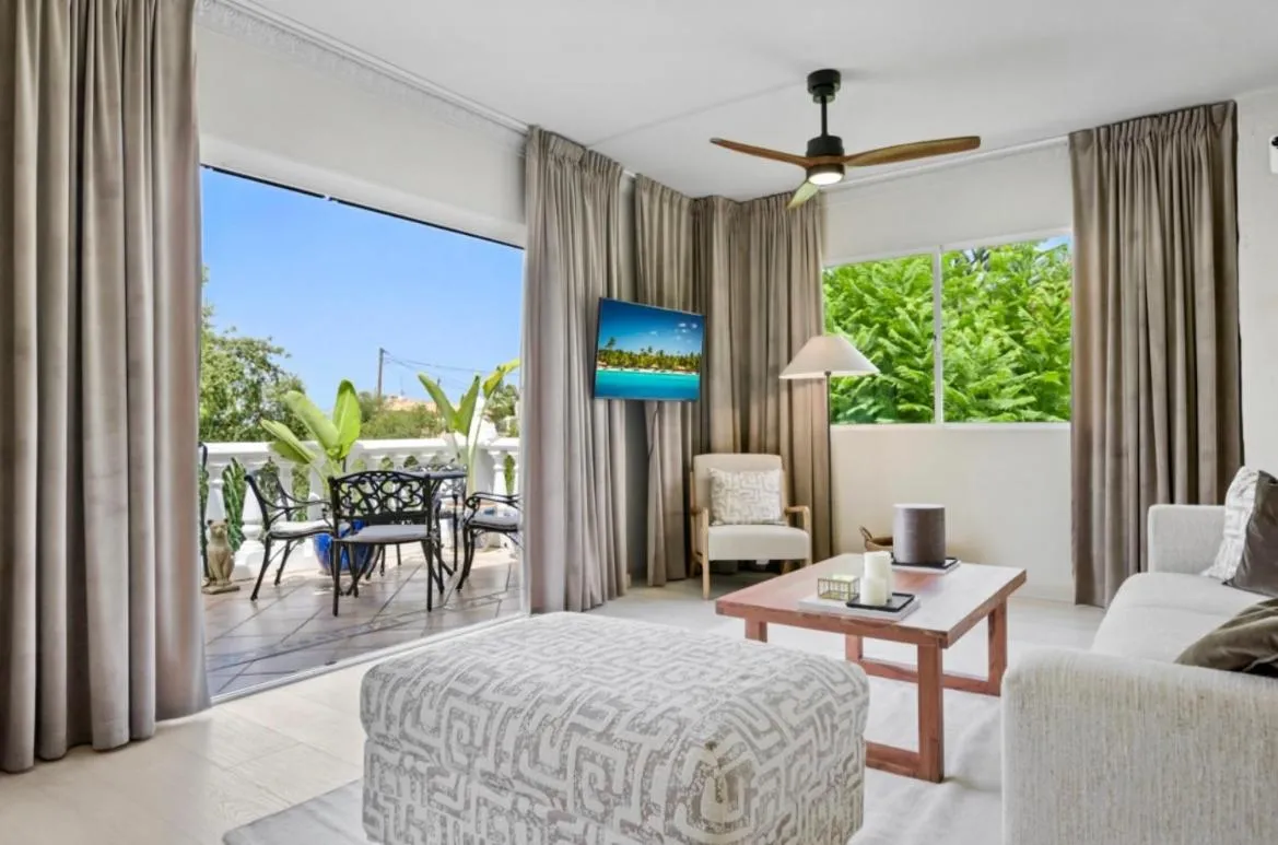 Image 2 of Villa Chantilly Marbella