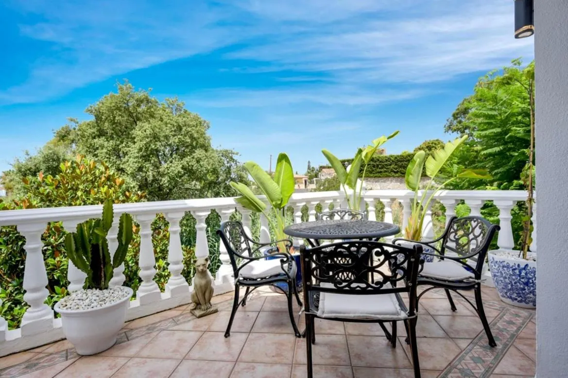 Image 1 of Villa Chantilly Marbella