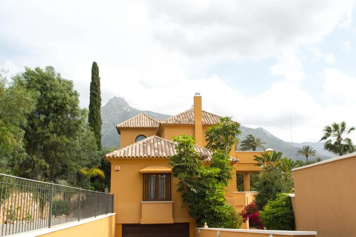 Image 4 of Villa Las Lomas de Marbella