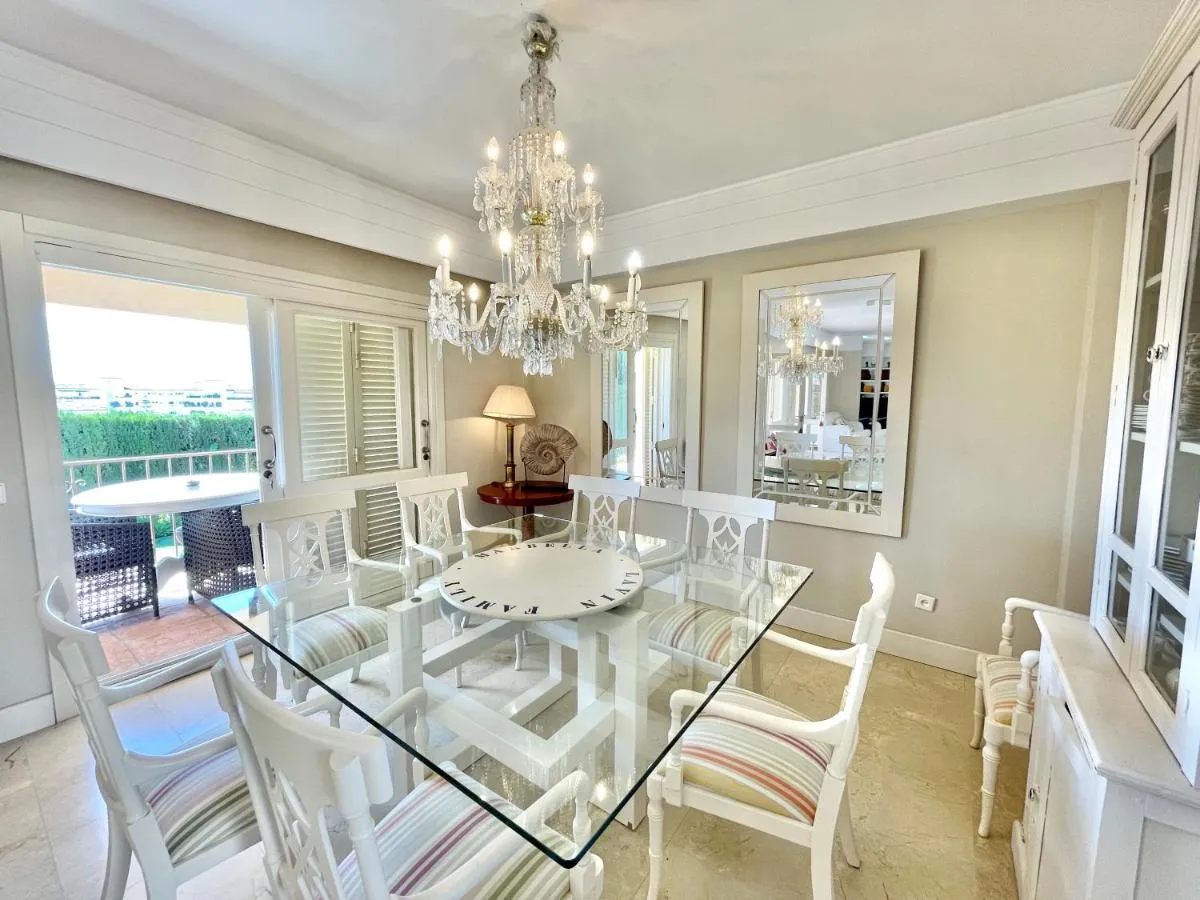 Image 4 of Villa Los Lirios Puerto Banus – EaW Homes