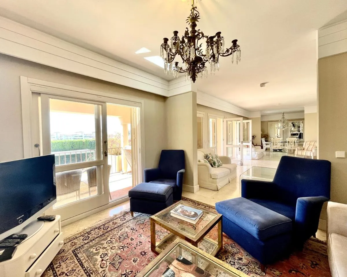 Image 6 of Villa Los Lirios Puerto Banus – EaW Homes