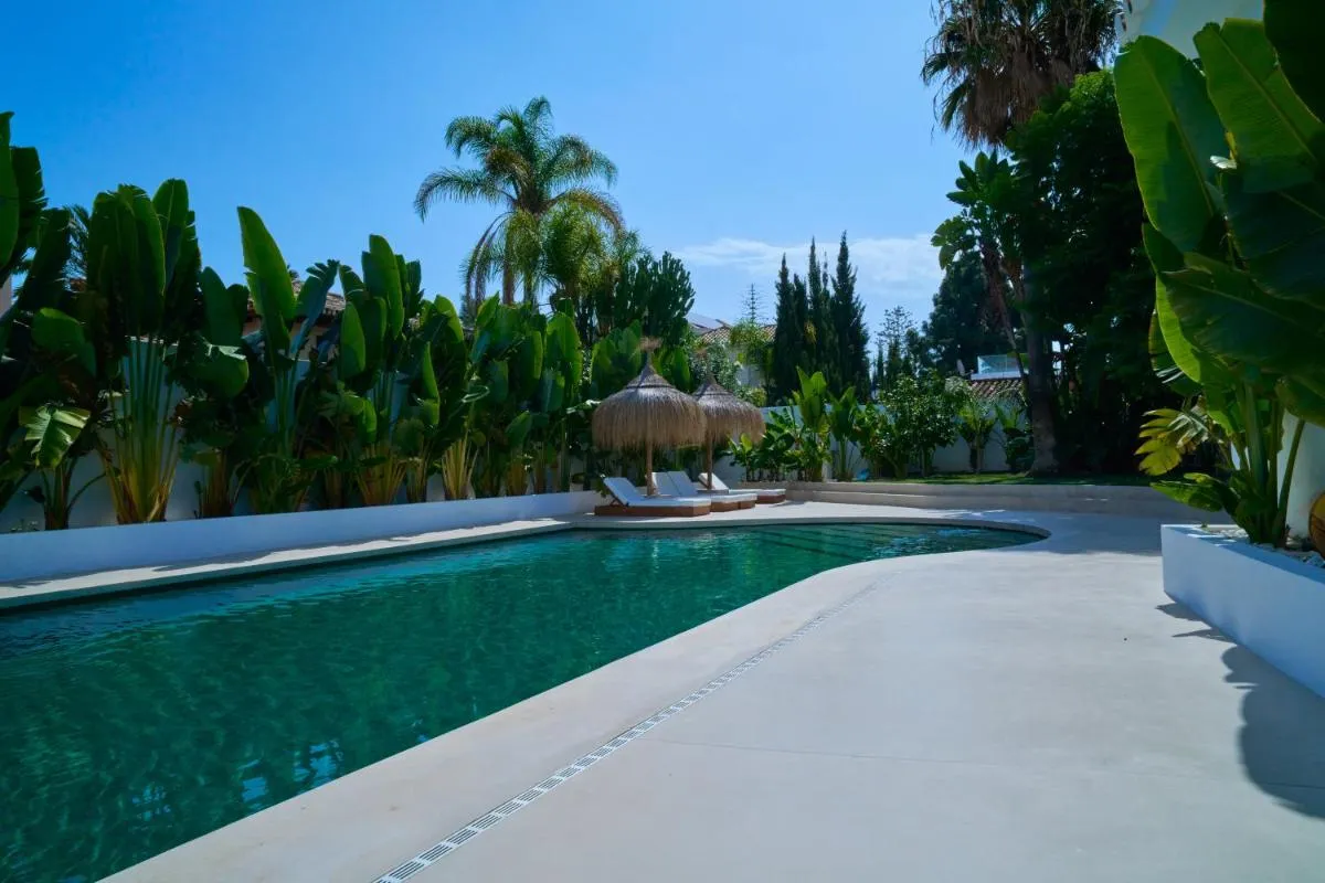 Image 5 of Villa Peman Luxurious Beachside Villa