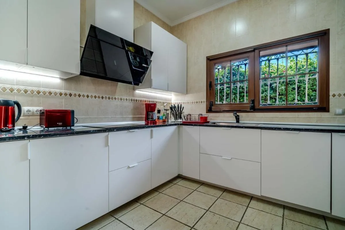 Image 3 of Villa Picasso Marbella