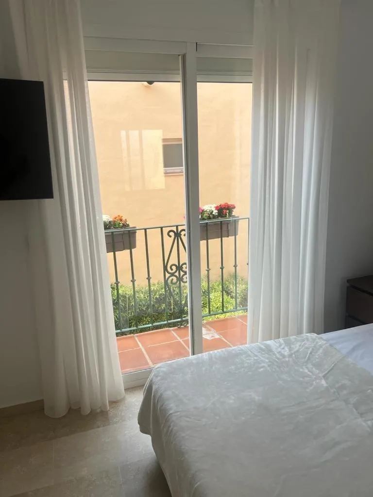Image 6 of Villa puerto banuus Marbella