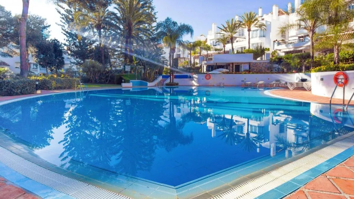 Image 4 of White Pearl Beach – Elviria Playa