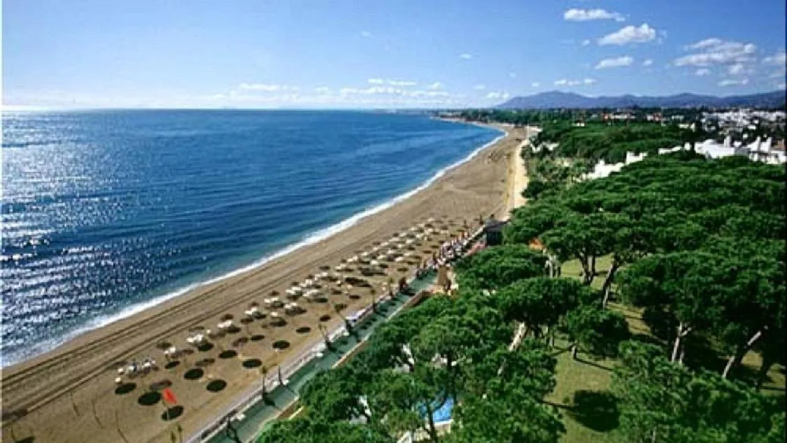 Image 1 of White Pearl Beach – Elviria Playa