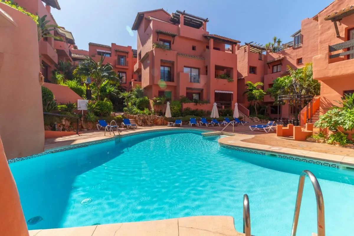 Image 2 of XPCE D CARLOS GARDENS Apartment