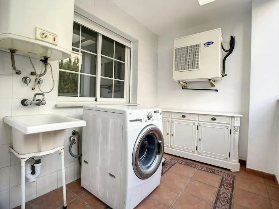 Image 5 of a beautiful and tranquil apartment in the heart of marbella