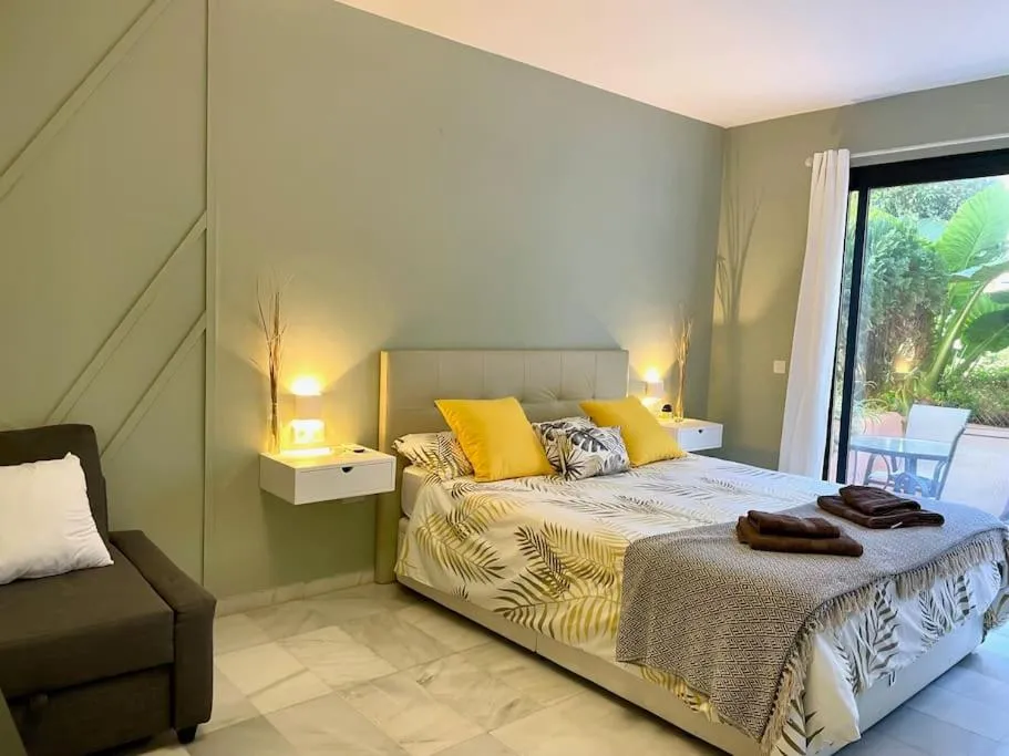 Image 3 of banus elegant modern studio