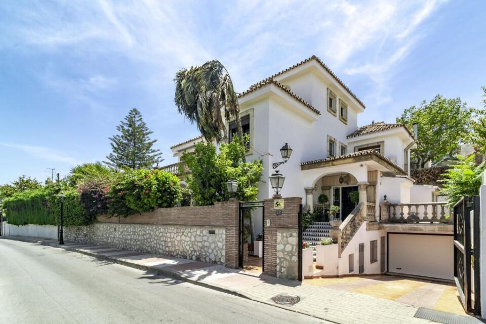 Villa Casakhan, Beautiful Luxury Villa